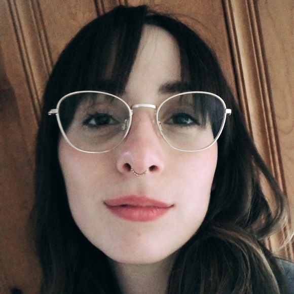 Meet your Posher, Jackie - Picture 1 of 1